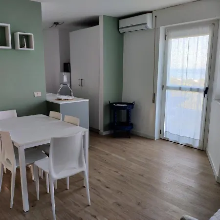 Park Palace Apartment *
